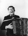 Bourvil l'accordéoniste